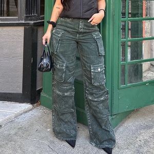Lily high rise Cargo Jeans
